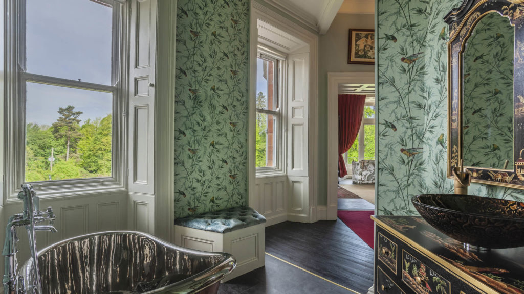 Castle Bedrooms Master Chinese Bath