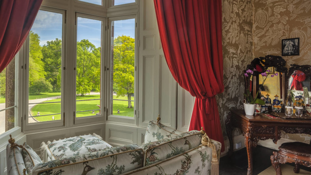 Castle Bedrooms Master Chinese Bedroom 2