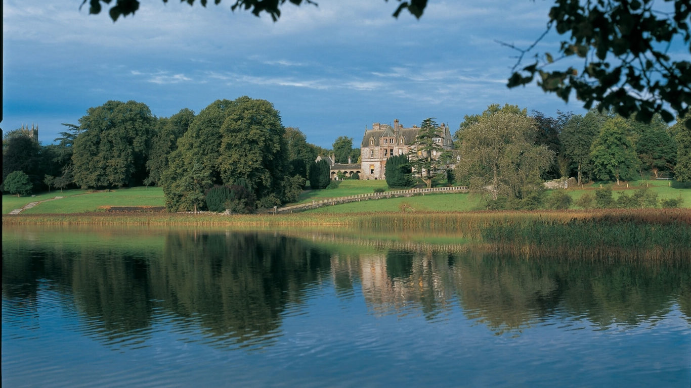 Exteriors Iconic Castle Leslie Estate