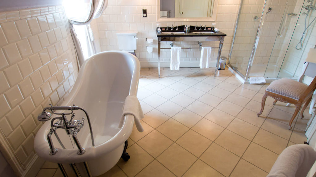 Misc anitas-bathroom