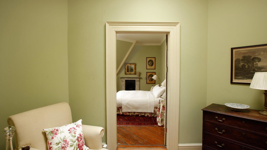 Misc lionels-room