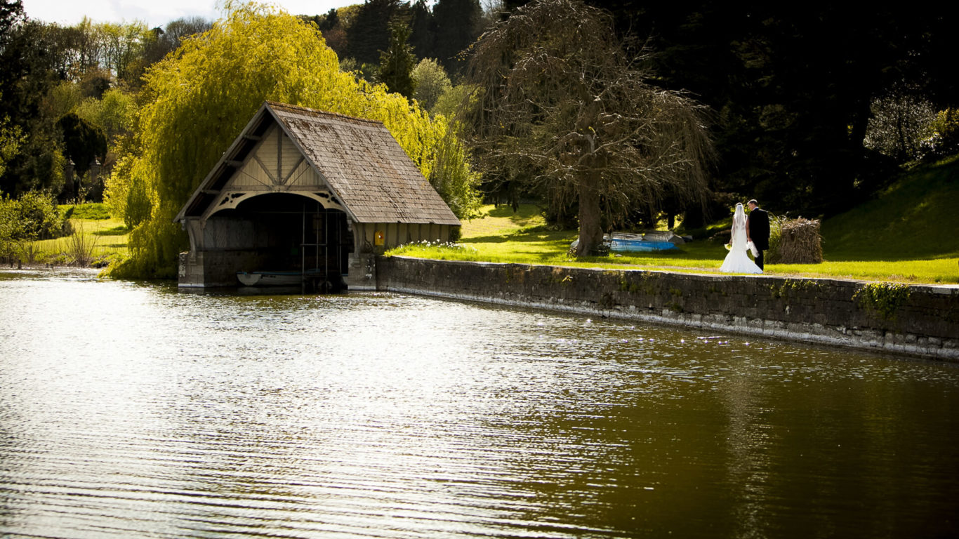 Weddings Couple at Boathouse high res