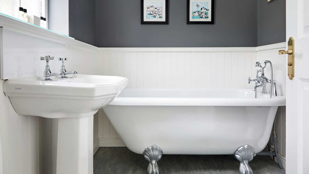 bathroom-002